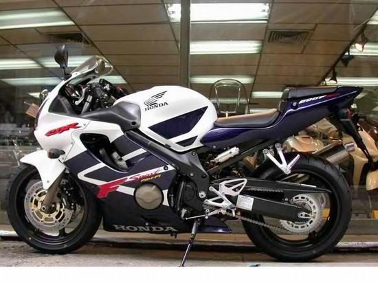 供应新款本田CBR600F摩托车